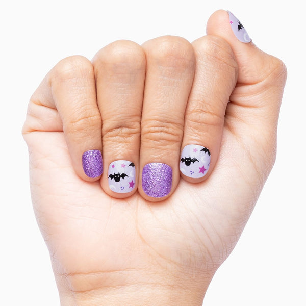 Let's Hang Out - Lily & Fox